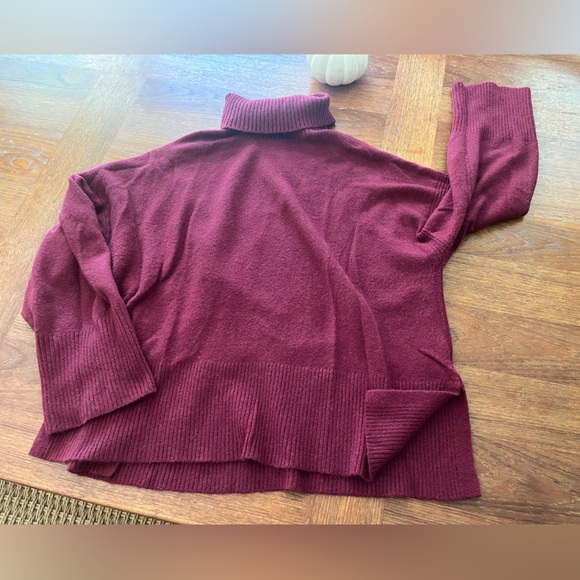 J. Crew Burgundy Knit Sweater - Picture 1 of 4